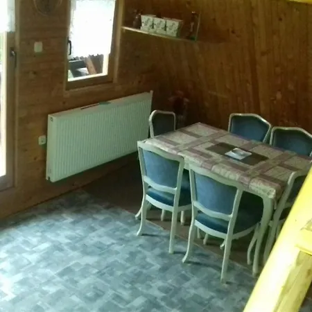 Vikendica Kisa * Travnik
